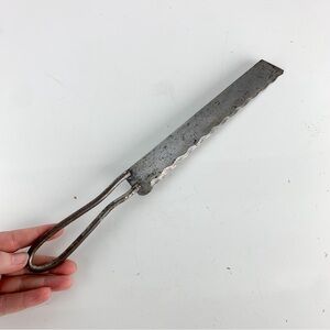 Vintage Serrated Metal Bread Cake Knife Primitive Farmhouse Kitchen Wall Decor
